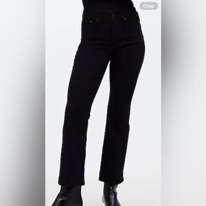 Madewell kick out crop jeans in black rinse wash - size 27!